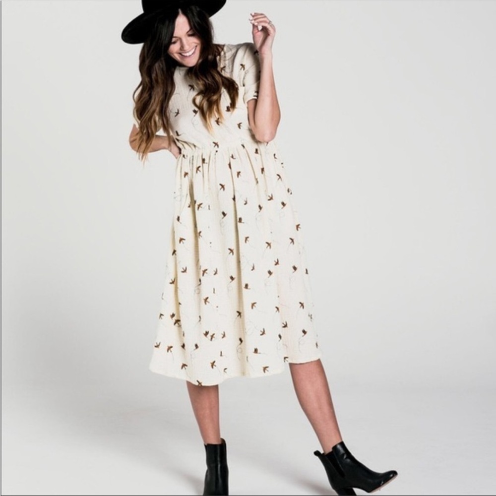 Rylee + Cru Sparrow Kat Midi Dress Large